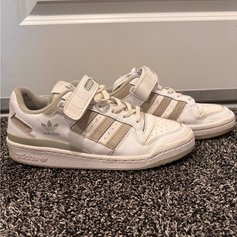 Adidas mens White and Tan Sneakers sage